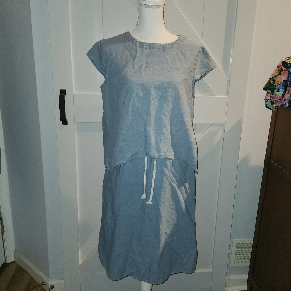 Grae Cove M Blue Short Sleeve Top and Skirt Linen Blend